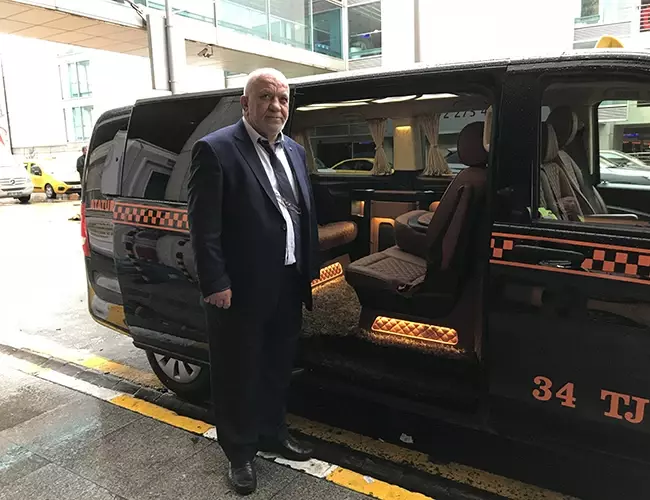 تكسي اوبر في مطار اسطنبول